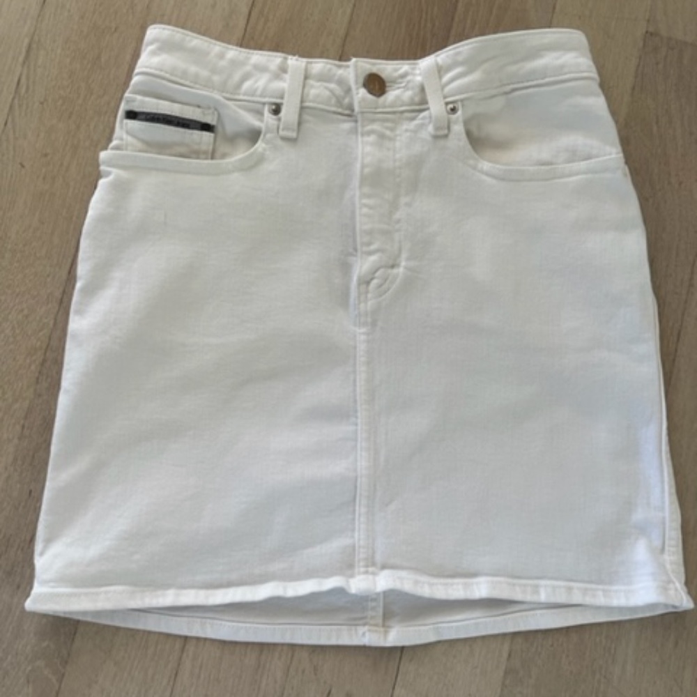 Calvin Klein White Jean Mini Skirt Size 28